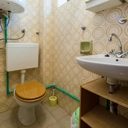 Laurem.1 Apartment Novi Vinodolski